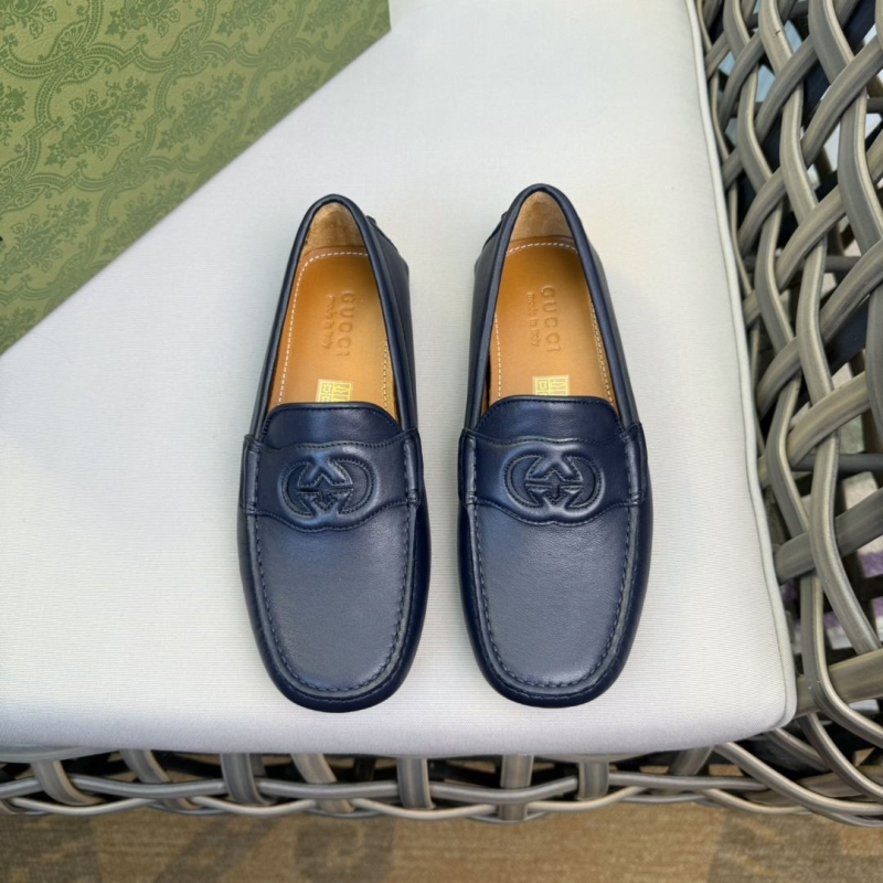 G*u*i leather shoes